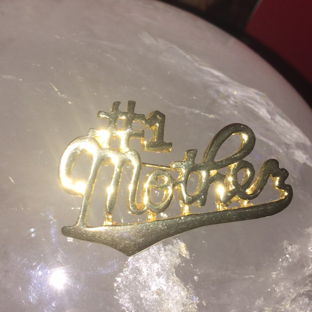 #1Mother Brooch